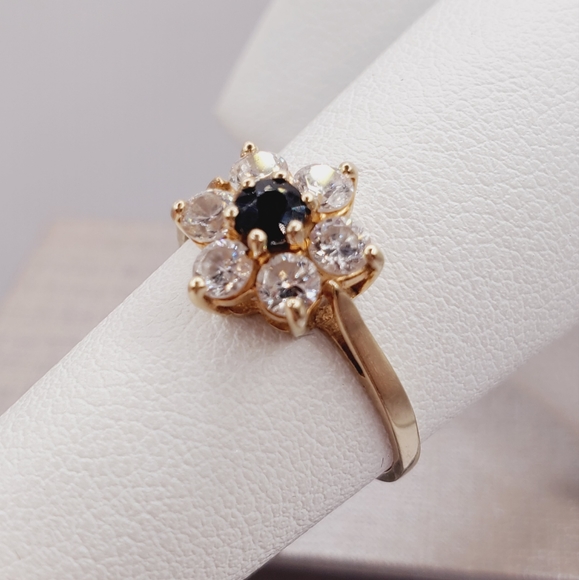 9k Solid Yellow Gold Genuine Dark Blue Sapphire & Diamond Flower Ring - Picture 3 of 9